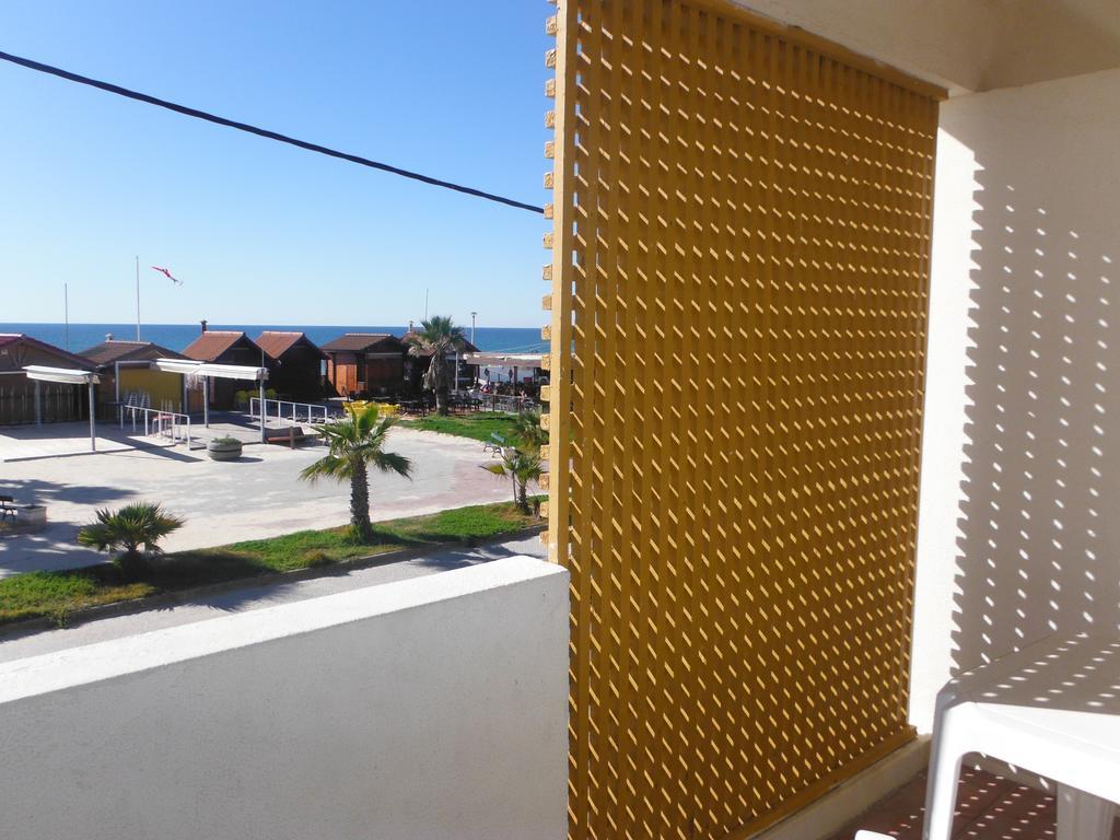 Aeromar Beach Hotel Фаро Екстериор снимка