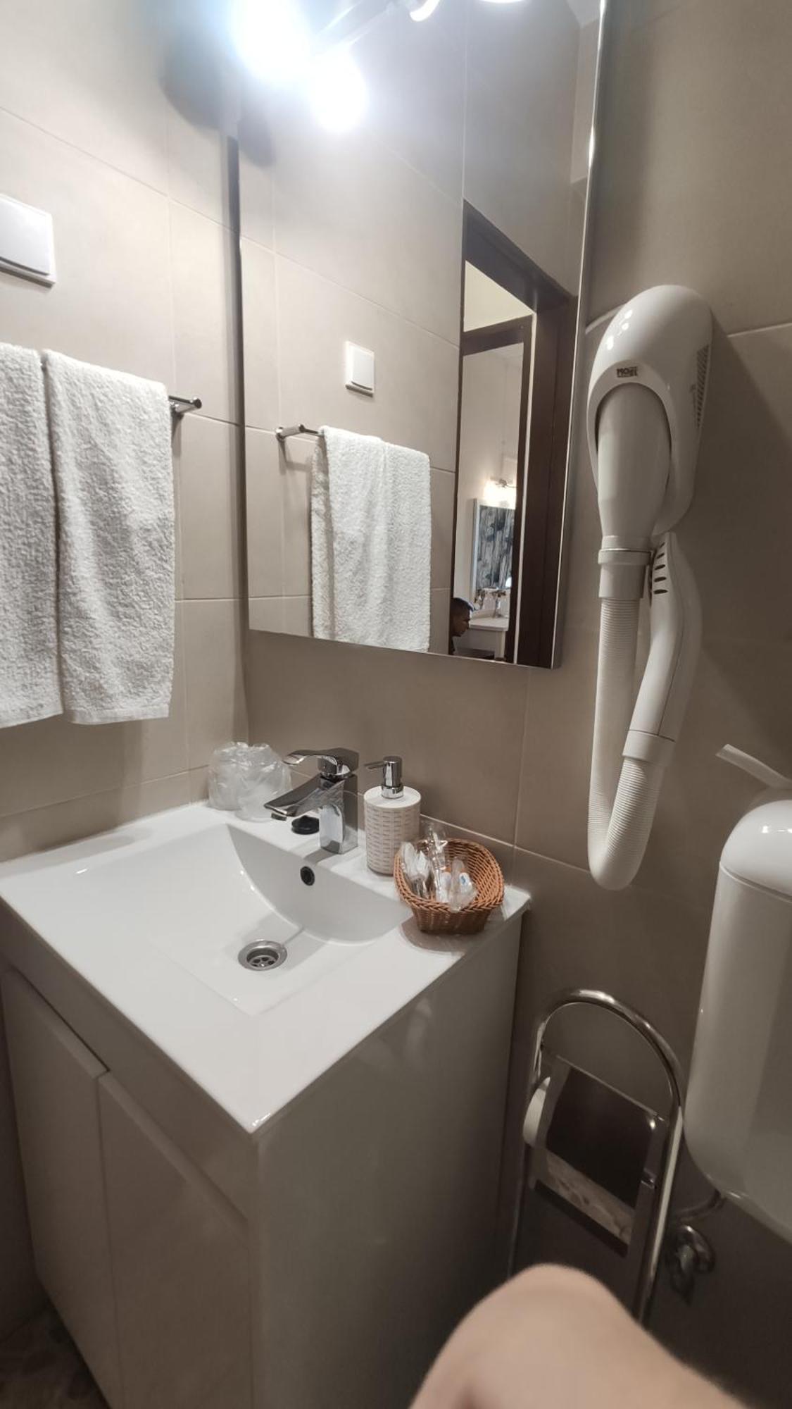 Aeromar Beach Hotel Фаро Екстериор снимка